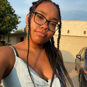 Meet your Posher, Dalyne